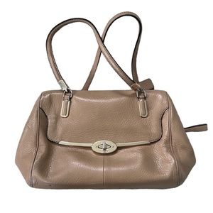 COACH Tan Pebbled Leather Bag Women’s Purse Handbag Wallet Clutch